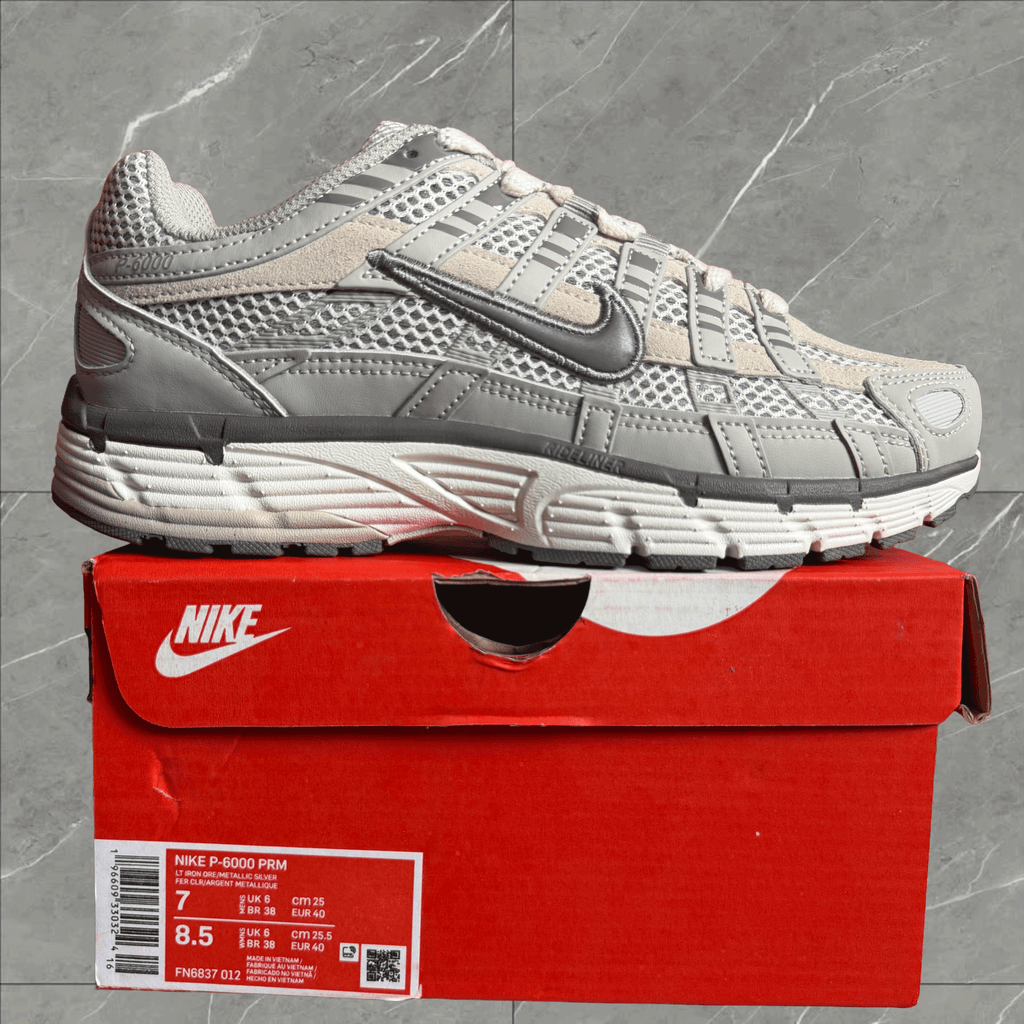 NIKE P6000