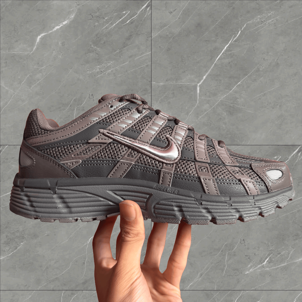 NIKE P6000