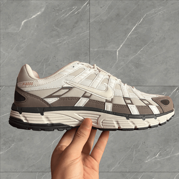 NIKE P6000