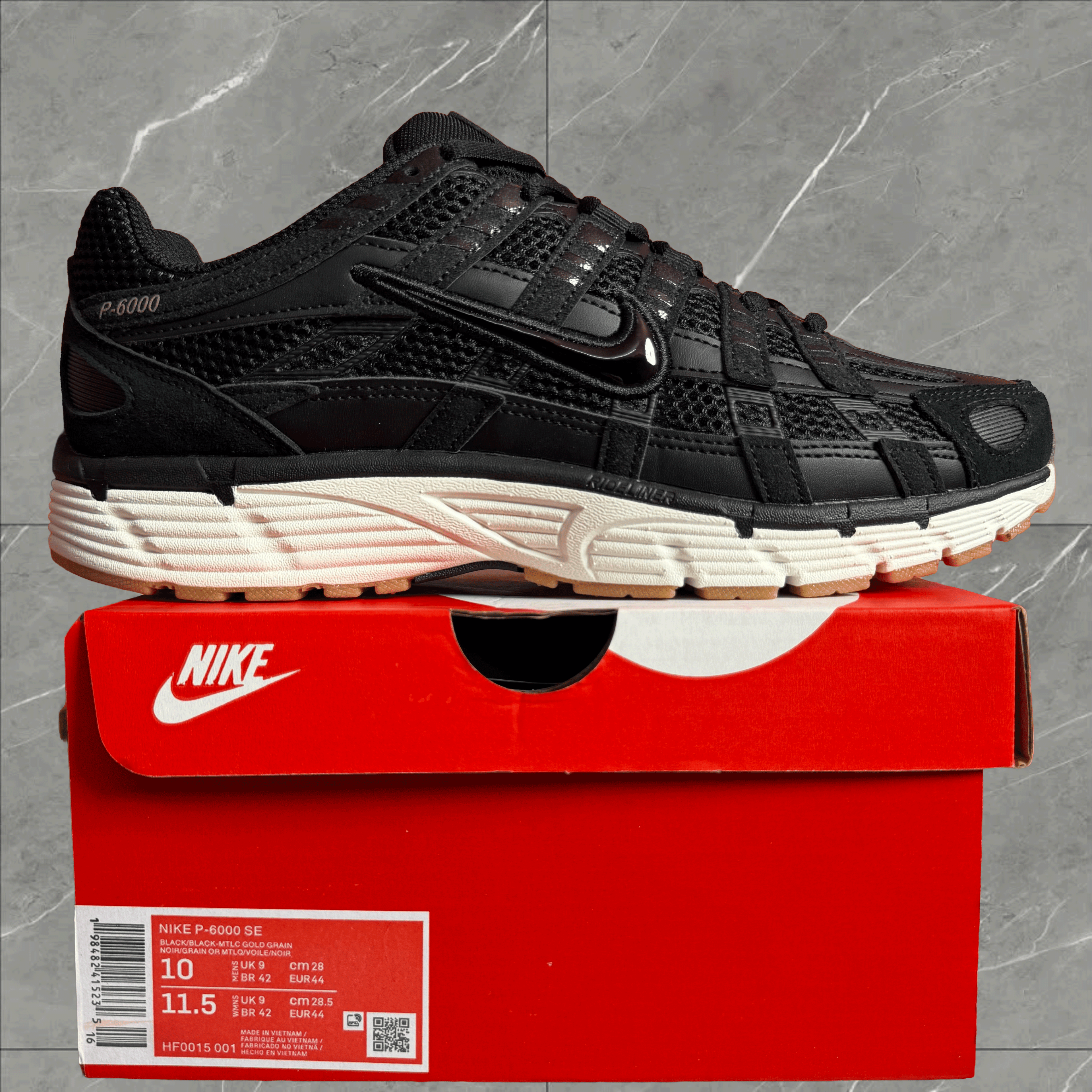 NIKE P6000