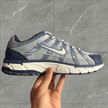 NIKE P6000