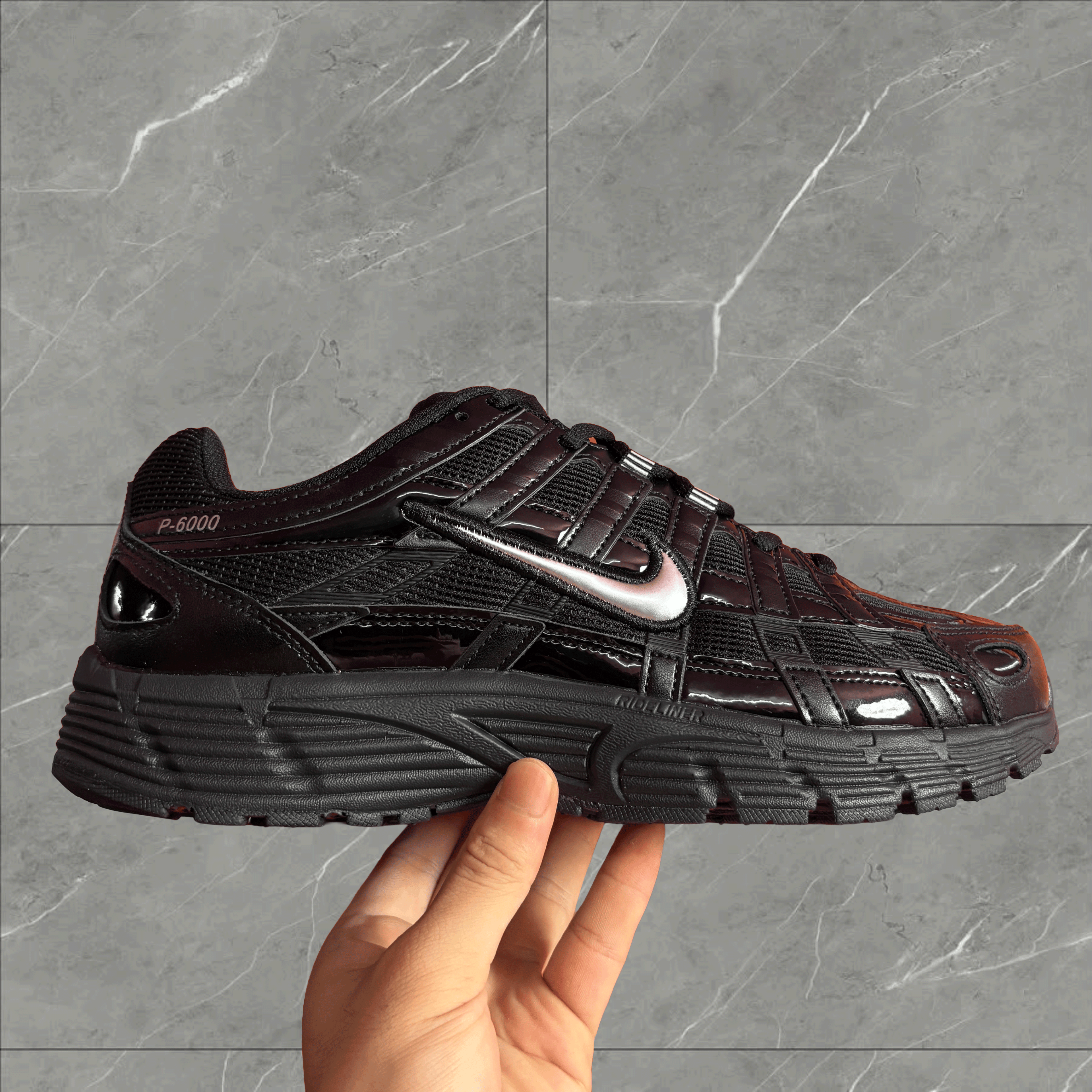 NIKE P6000