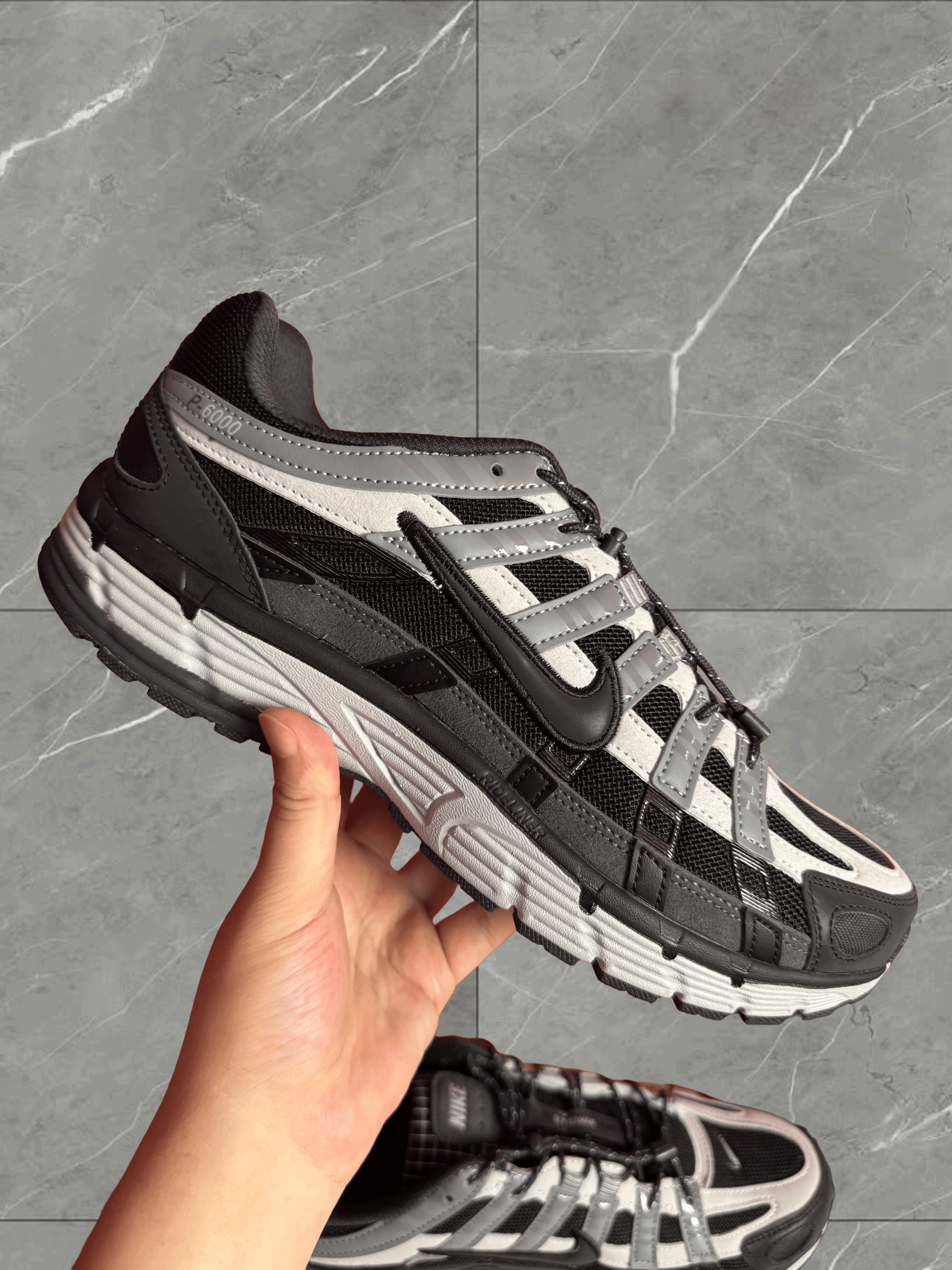 NIKE P6000