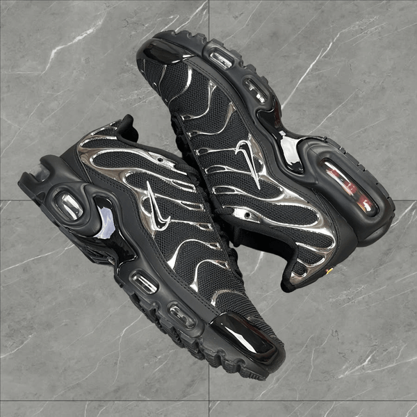 NIKE AIR MAX PLUS TN REFLECTIVE SILVER