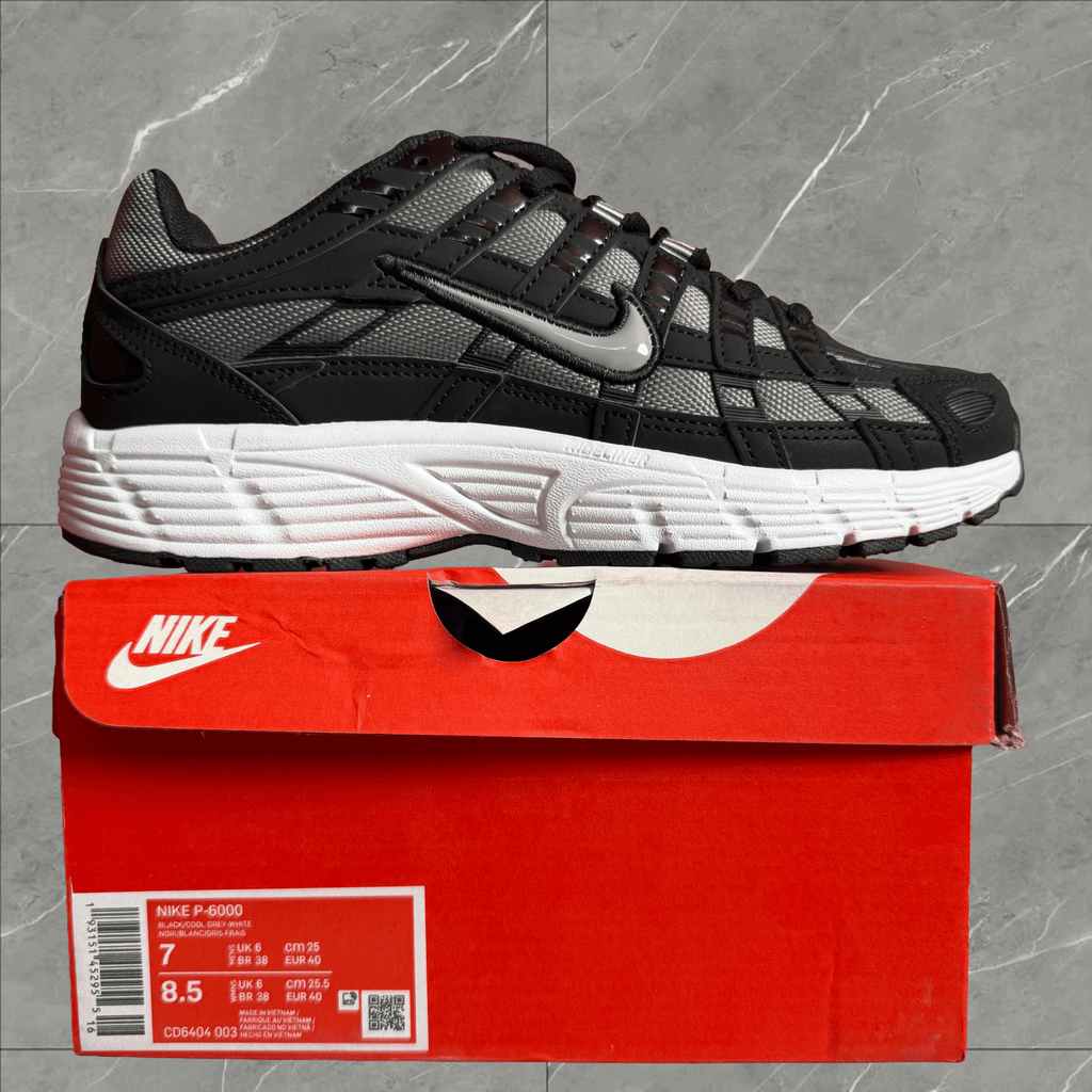 NIKE P6000