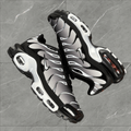 NIKE AIR MAX TN PANDA